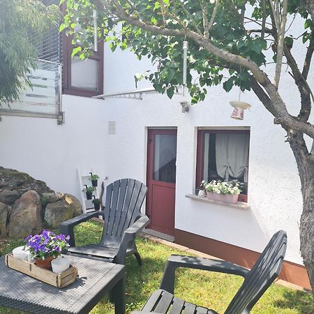 Ferienwohnung Rote Tuer - Landleben Pur! Kirchhain Esterno foto