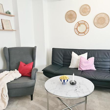 Ferienwohnung Rote Tuer - Landleben Pur! Kirchhain Esterno foto