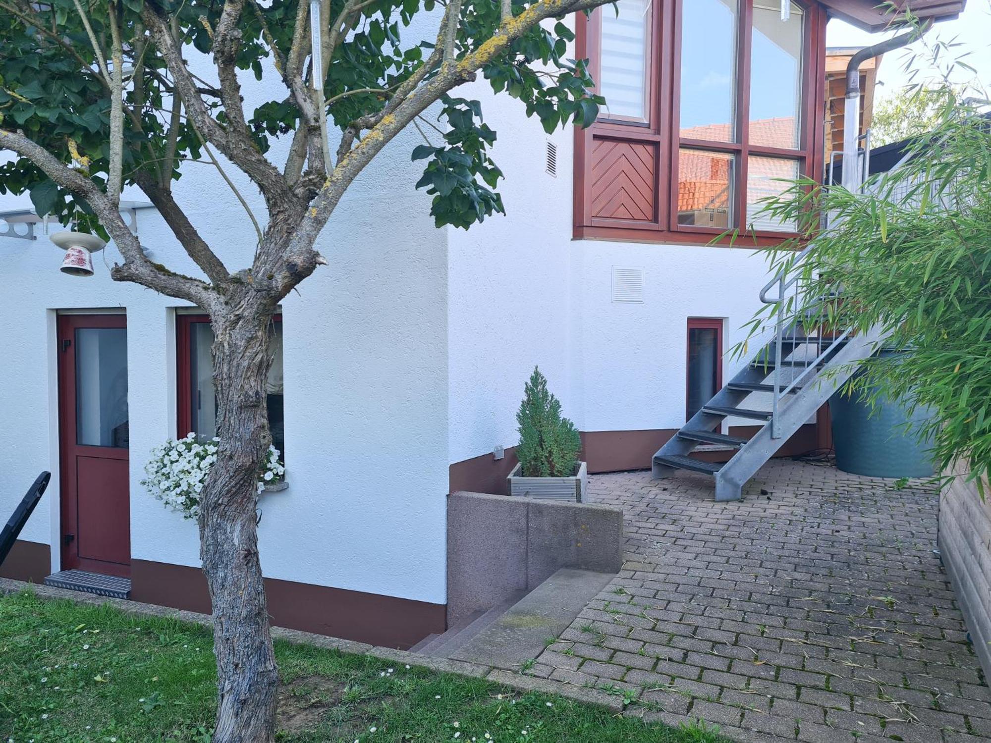 Ferienwohnung Rote Tuer - Landleben Pur! Kirchhain Esterno foto
